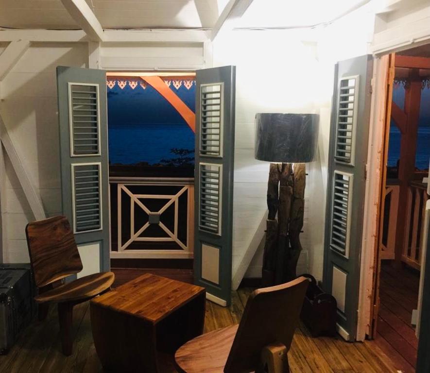 דסהייס Habitation Baliache - Maison Creole Avec Jardin Privatif, Plage A 200M מראה חיצוני תמונה